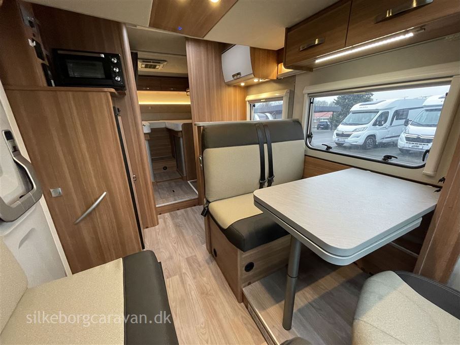 Weinsberg CaraSuite 700 ME Aut.